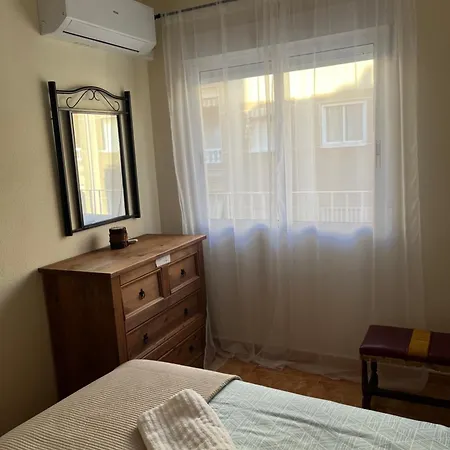 公寓 Almuden's Yellow Apartment, High-speed Free Wifi, 250m To Beach, The Center Of 托雷维耶哈